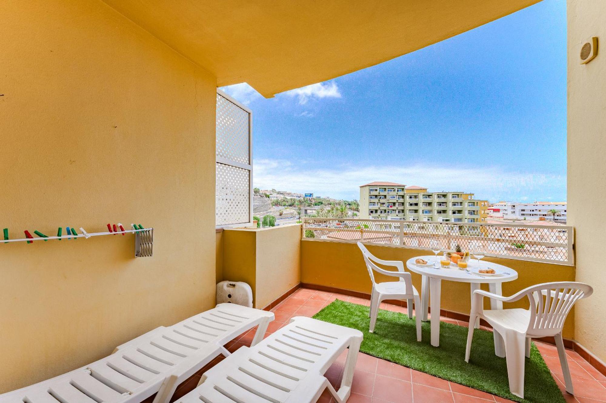 Apartamentos Orlando En Costa Adeje Екстериор снимка